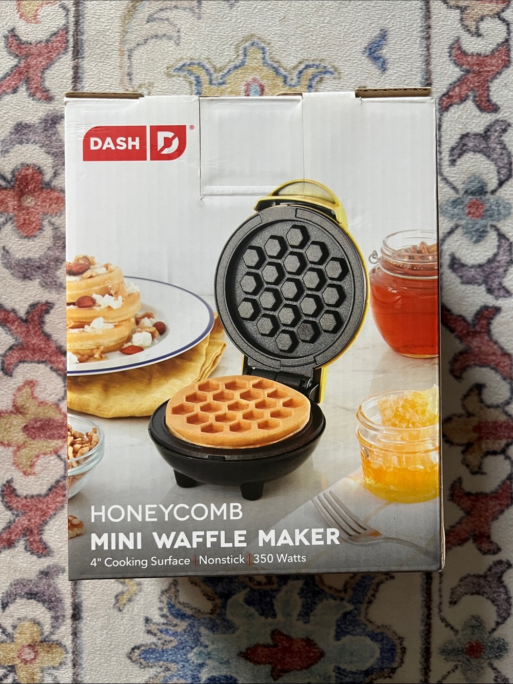 Dash Honeycomb Mini Waffle Maker 🧇